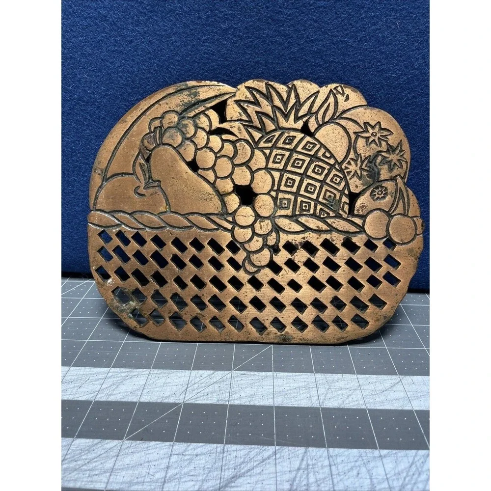 CastIron Copper-tone Fruit Basket Pineapple Metal Trivet Wall Hanger Himark 1983